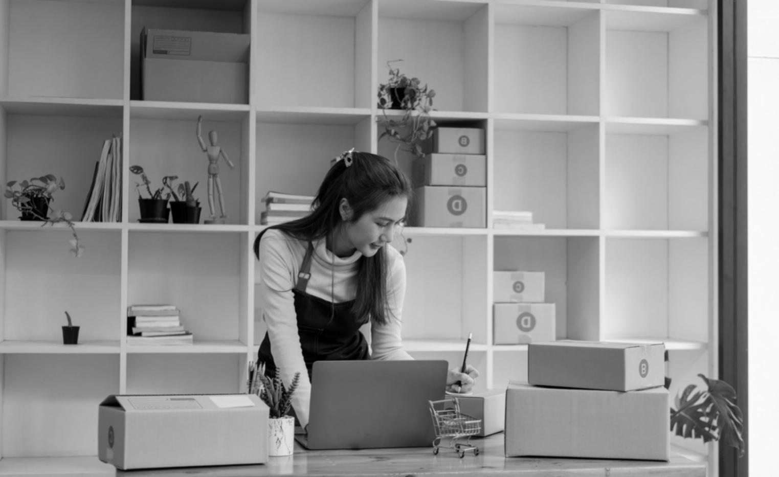 Interface de formation en ligne montrant des modules d'apprentissage